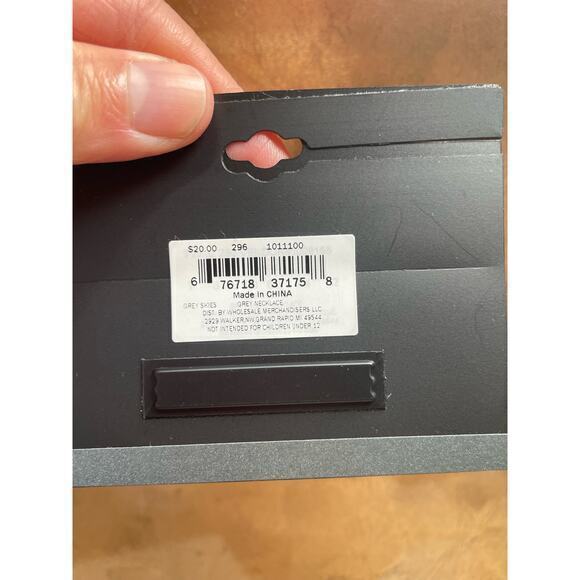 NWT Layered Necklace Rose Gold‎ & Silver Chain with Enamel & Crystal Beads 21.5" - Picture 5 of 8